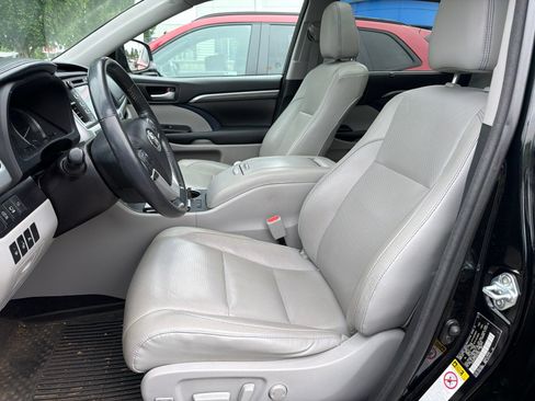 Used 2017 Toyota Highlander Limited Platinum w/ Protection Package #3 AWD/4WD image 8