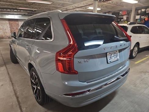Certified 2024 Volvo XC90 B6 Plus image 2