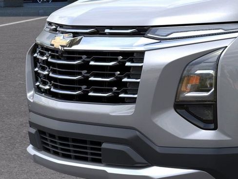 New 2026 Chevrolet Equinox LT image 13
