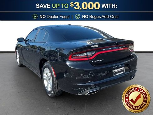 Used 2019 Dodge Charger SXT w/ Leather Interior Group RWD image 4