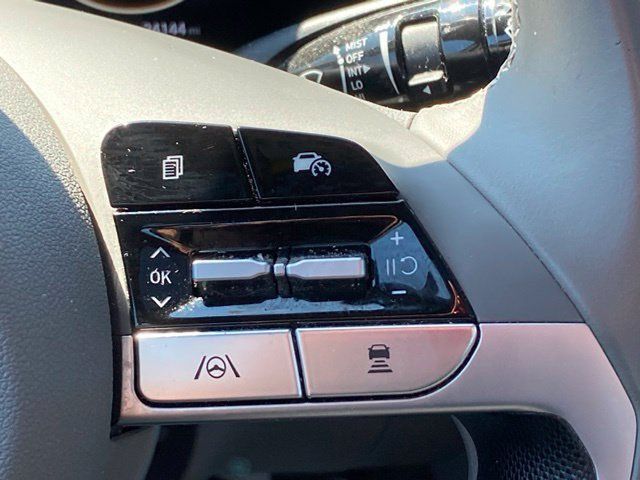 Used 2024 Hyundai Elantra SEL w/ Convenience Package FWD image 22