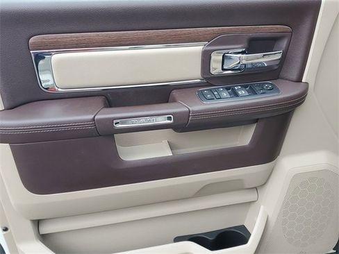 Used 2016 RAM 1500 Laramie w/ Convenience Group image 16