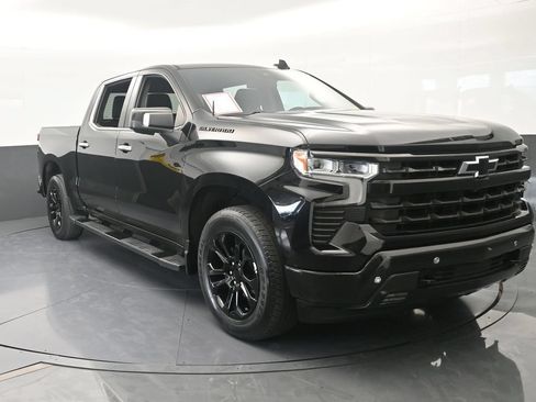 Used 2022 Chevrolet Silverado 1500 LTZ RWD image 9