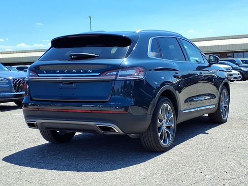 Used 2022 Lincoln Nautilus Reserve w/ Luxury Package AWD/4WD image 4