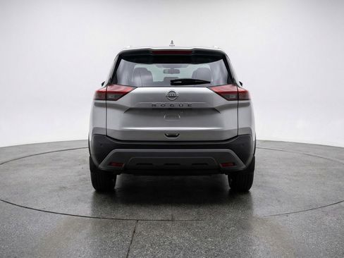 Used 2025 Nissan Rogue SV image 7