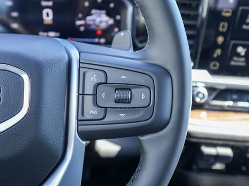 New 2026 GMC Sierra 1500 Elevation image 17