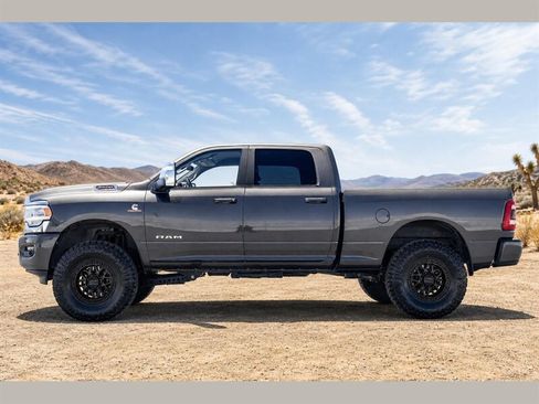 Used 2024 RAM 2500 Laramie w/ Safety Group AWD/4WD image 5