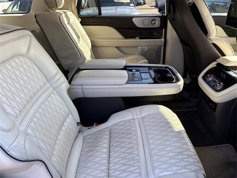 Used 2020 Lincoln Navigator L Black Label image 23