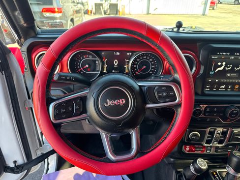 Used 2021 Jeep Wrangler Unlimited Rubicon image 15