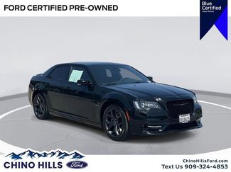 Used 2022 Chrysler 300 S w/ Safetytec Plus Group RWD video 1