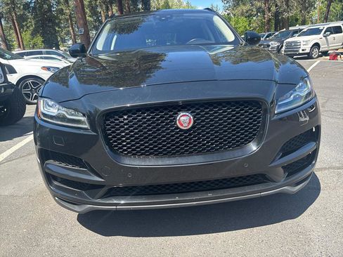 Used 2017 Jaguar F-PACE Prestige AWD/4WD image 8