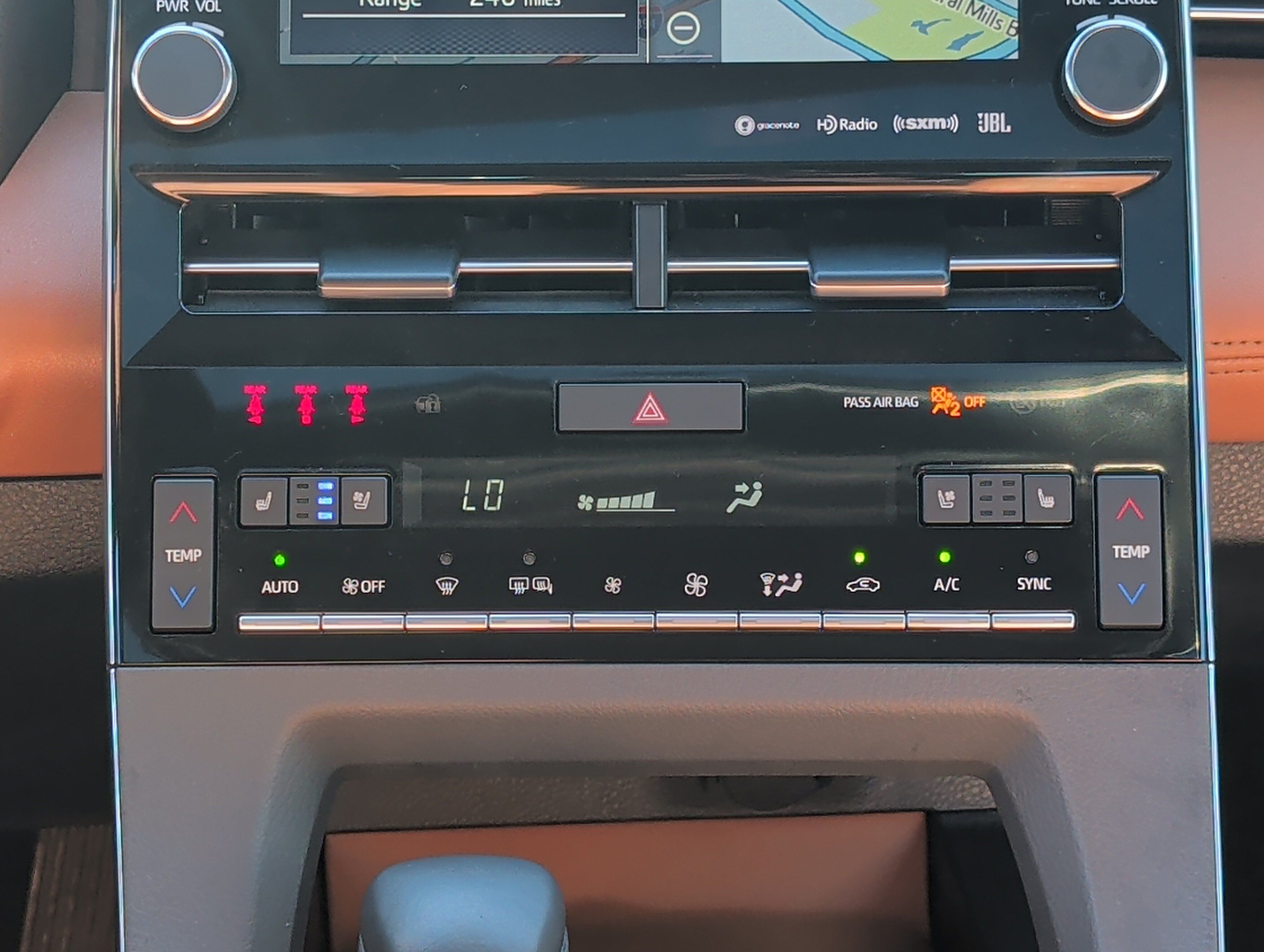 Used 2019 Toyota Avalon Limited w/ Advanced Safety Package FWD image 23