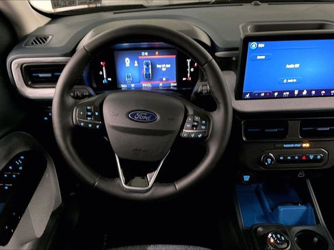 New 2025 Ford Maverick XLT w/ XLT Luxury Package image 10