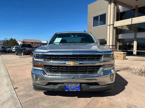 Used 2018 Chevrolet Silverado 1500 LT w/ Texas Edition RWD image 3