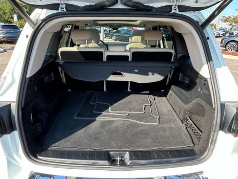 Used 2023 Mercedes-Benz GLB 250 4MATIC image 52