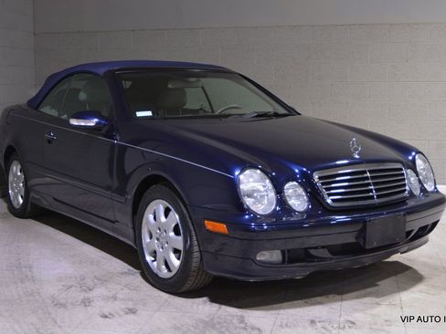 Used 2002 Mercedes-Benz CLK 320 Cabriolet image 1