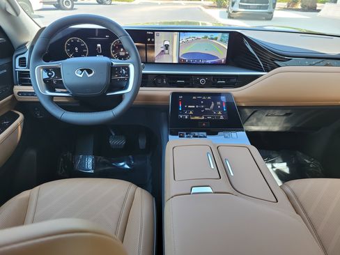 New 2026 INFINITI QX80 Luxe RWD image 13