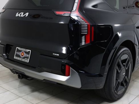 Used 2024 Kia EV9 GT-Line AWD/4WD image 42