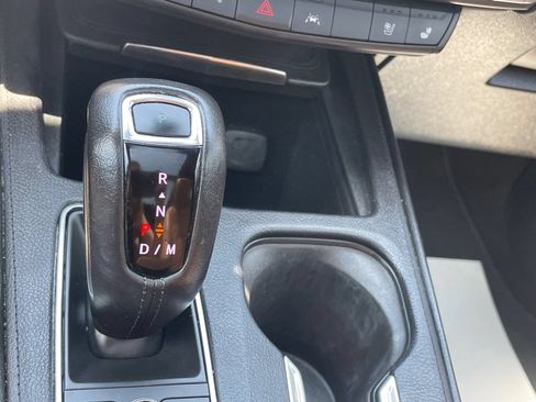 Used 2019 Cadillac XT4 Premium Luxury w/ Technology Package AWD/4WD image 29