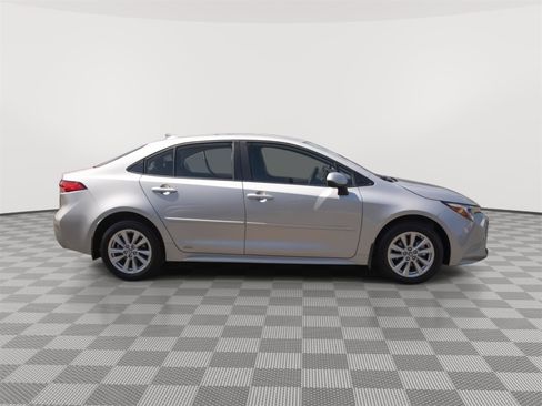 Used 2024 Toyota Corolla LE w/ LE Convenience Package AWD/4WD image 23