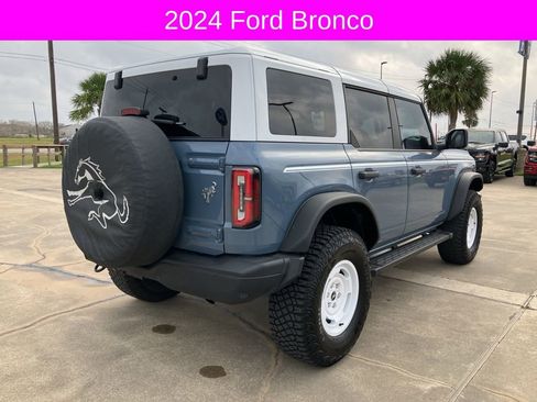 Used 2024 Ford Bronco Heritage Edition image 7