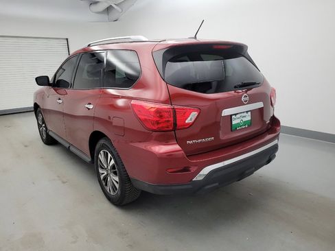 Used 2017 Nissan Pathfinder S AWD/4WD image 5