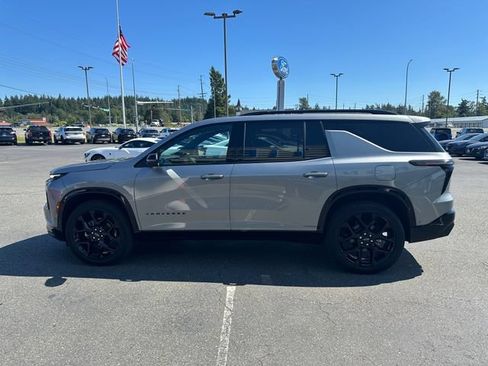 Used 2026 Chevrolet Traverse RS AWD/4WD image 5