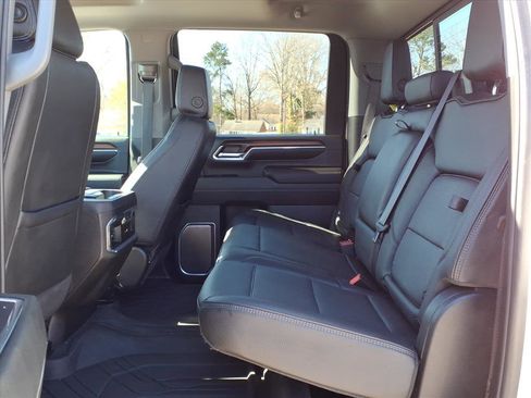 Used 2024 GMC Sierra 2500 Denali w/ Denali Reserve Package image 12