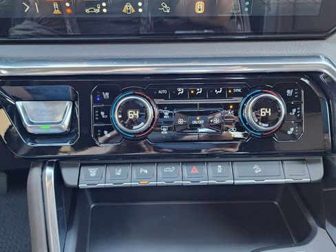 New 2026 GMC Sierra 2500 Denali w/ Denali Reserve Package image 32