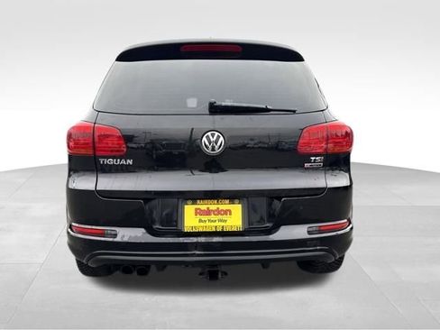 Used 2017 Volkswagen Tiguan Sport image 7