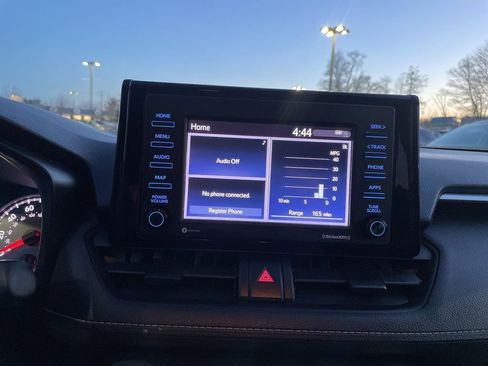 Used 2021 Toyota RAV4 LE image 24