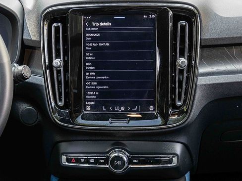 Used 2023 Volvo XC40 Recharge Plus w/ Protection Package Premier image 12