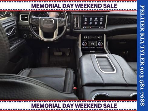 Used 2021 GMC Yukon XL Denali w/ Denali Ultimate Package AWD/4WD image 31