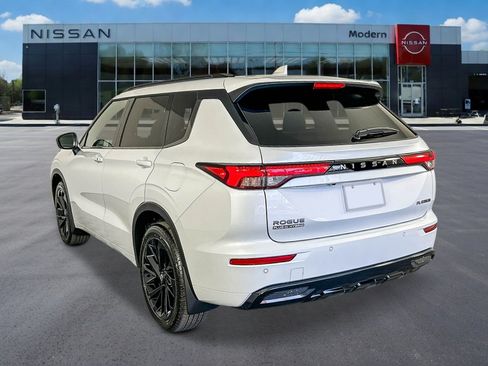 New 2026 Nissan Rogue Platinum AWD/4WD image 2