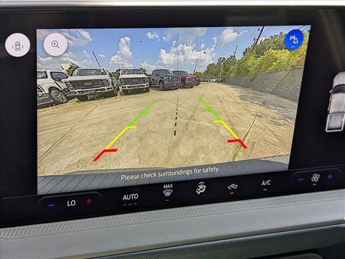 New 2025 Ford Maverick Lobo image 14