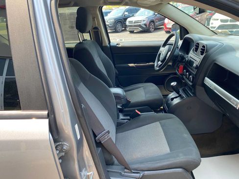 Used 2017 Jeep Compass Sport w/ Power Value Group FWD image 23