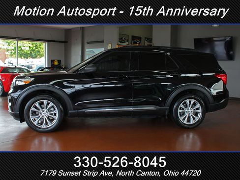 Used 2020 Ford Explorer XLT w/ Equipment Group 202A AWD/4WD image 7