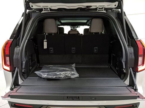 New 2025 Ford Expedition King Ranch image 24