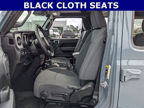 Used 2025 Jeep Wrangler Unlimited Sport S 4xe image 4