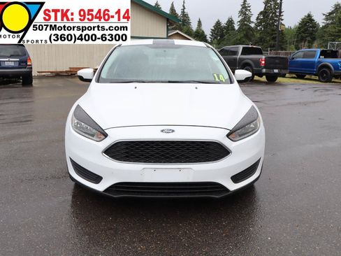 Used 2017 Ford Focus SE FWD image 8