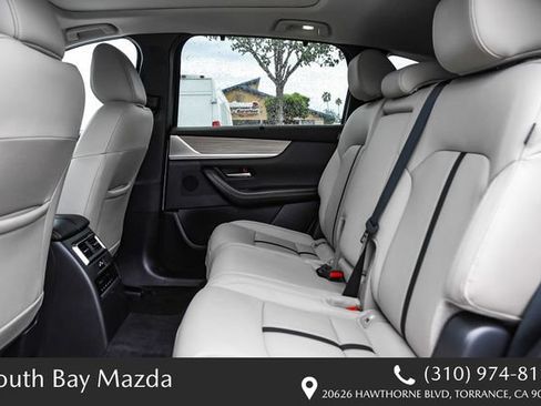Certified 2025 MAZDA CX-70 Plug-In Hybrid w/ Premium Pkg AWD/4WD image 17