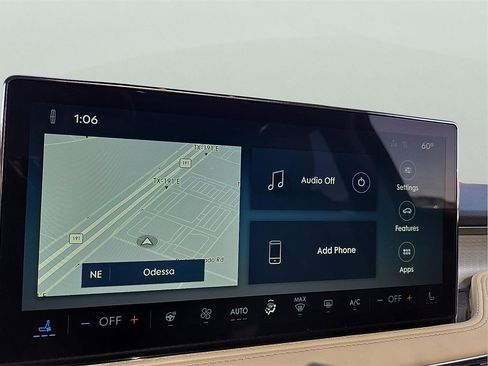 New 2026 Lincoln Corsair Premiere image 12