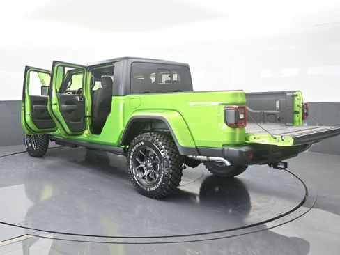 New 2026 Jeep Gladiator Willys image 70