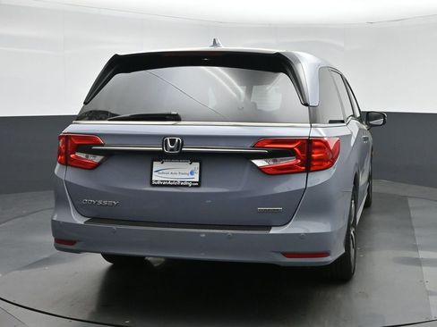 Used 2023 Honda Odyssey Touring image 6