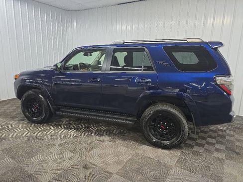 Used 2024 Toyota 4Runner TRD Off-Road Premium w/ Off Road Premium Plus Package AWD/4WD image 4