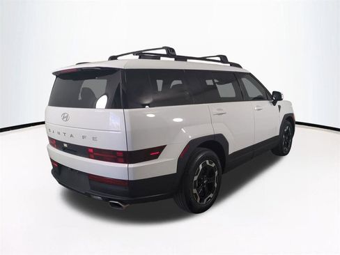 Used 2025 Hyundai Santa Fe SEL FWD image 5