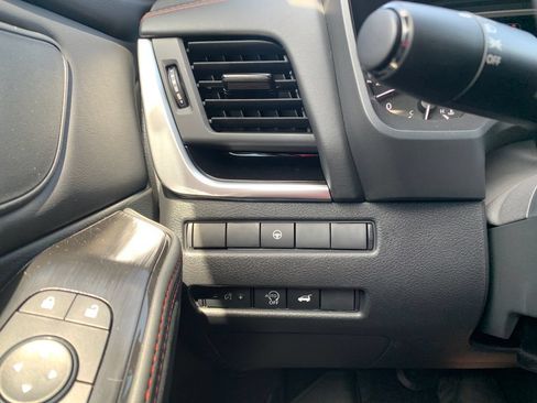 New 2026 Nissan Rogue SV AWD/4WD image 17