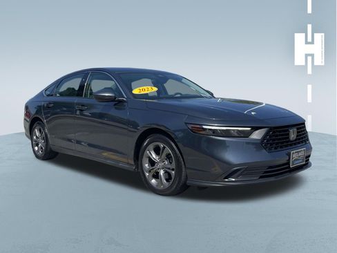 Used 2023 Honda Accord EX image 1
