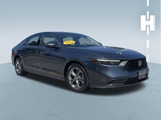 Used 2023 Honda Accord EX video 1