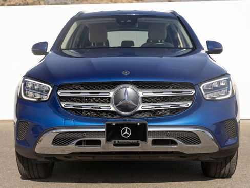Used 2022 Mercedes-Benz GLC 300 image 4